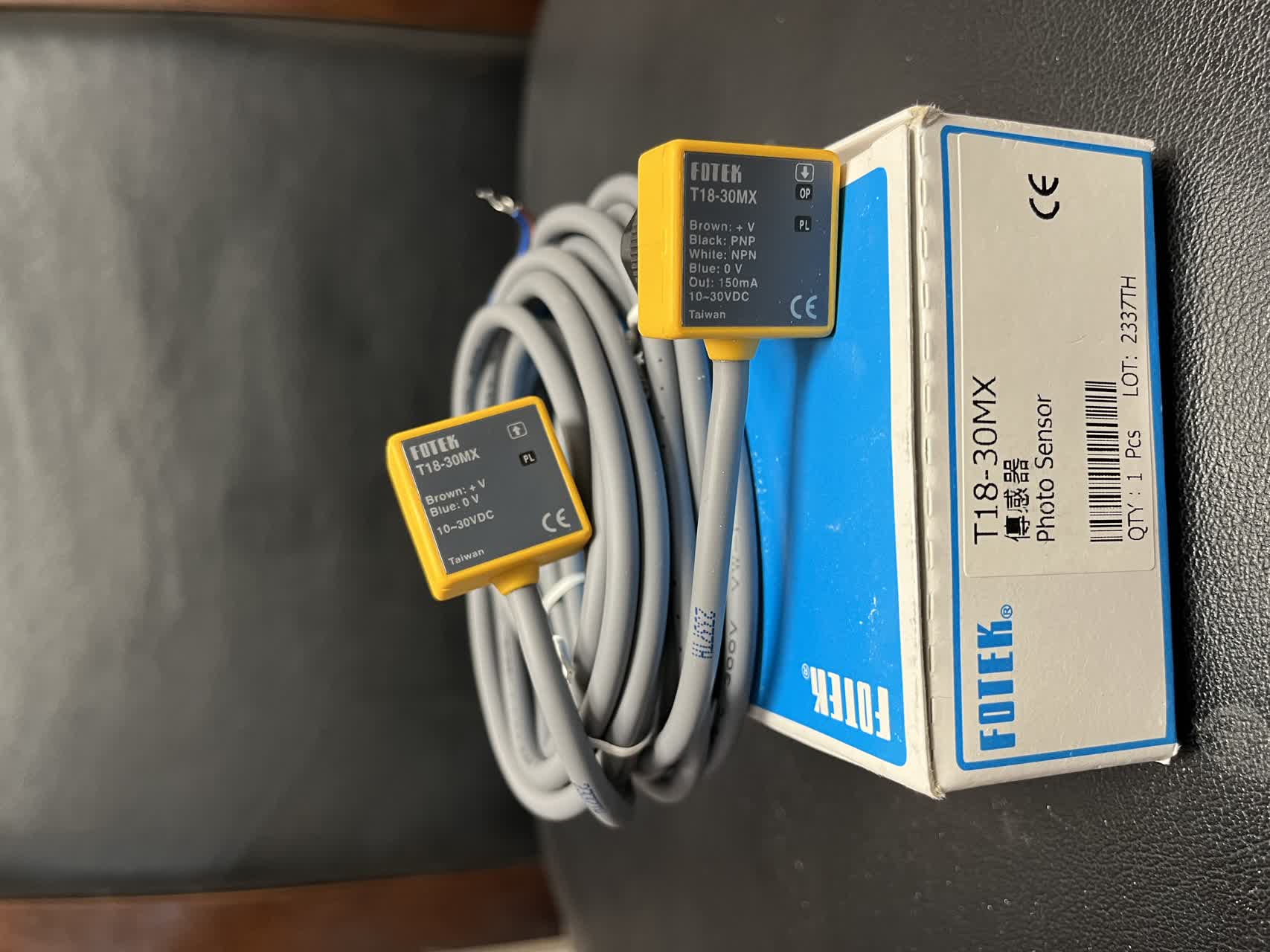 سنسور نوری FOTEK مدل  T18-30MX رو در رو 30متری
