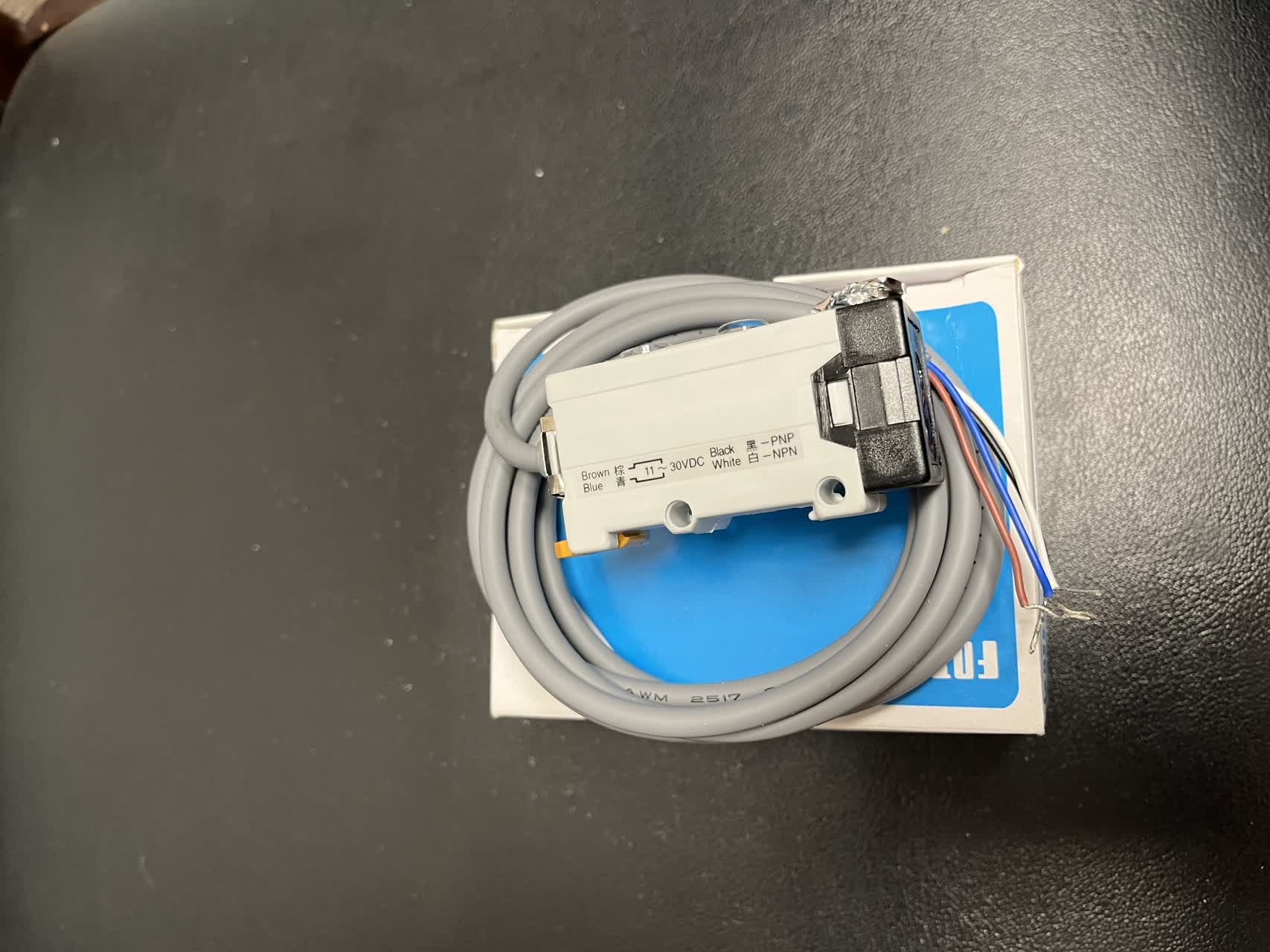 مارک سنسور FOTEK مدل FM-10R