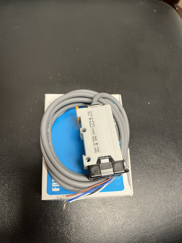 مارک سنسور FOTEK مدل FM-10R