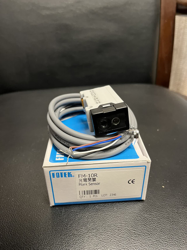 مارک سنسور FOTEK مدل FM-10R