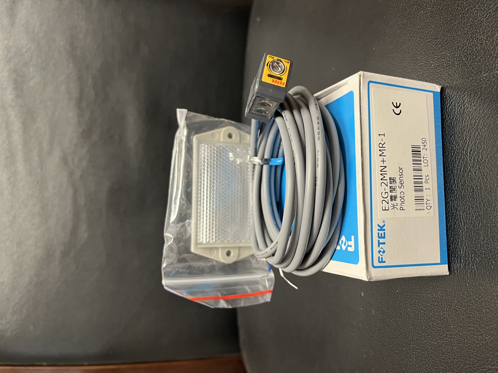 سنسور نوری FOTEK مدل E2G-2MN رفلکتوری 2متری