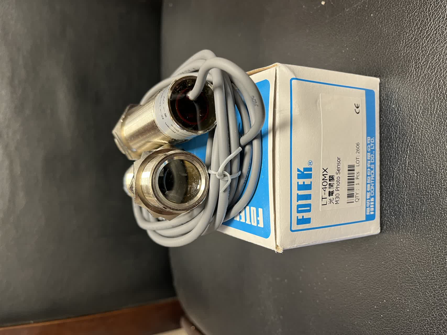 سنسور نوری FOTEK مدل LT-40MX قطر 30 رو در رو 40 متری